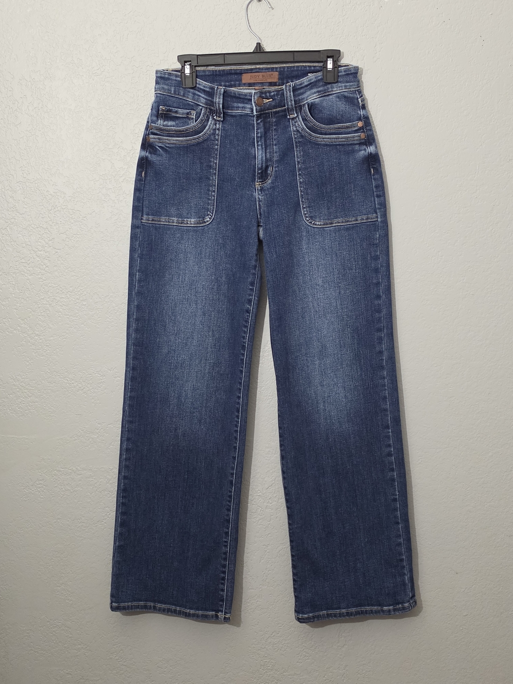 Judy Blue 90s Straight Fit Wide Leg Jeans Patch Pockets Mid Rise Women 7/28